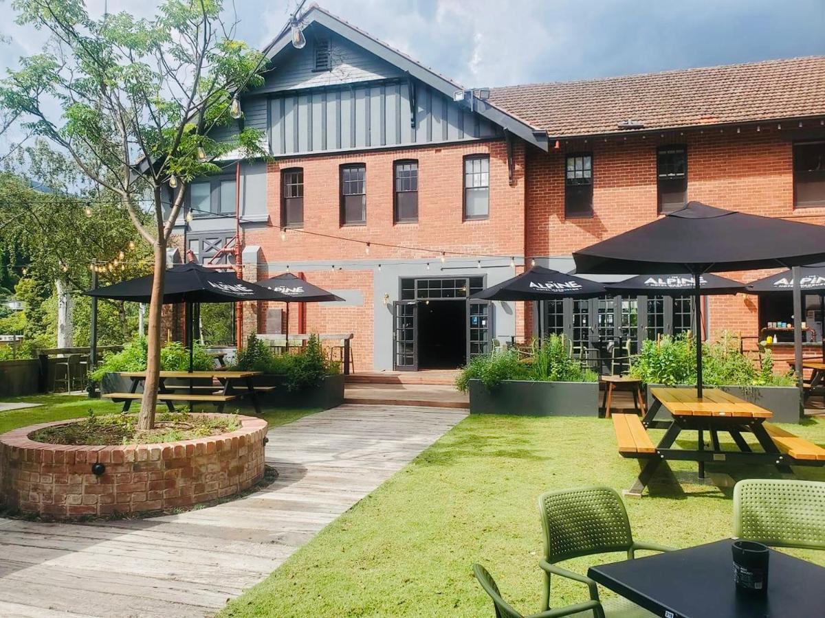 Alpine Hotel, Eat Drink Sleep Warburton Ngoại thất bức ảnh
