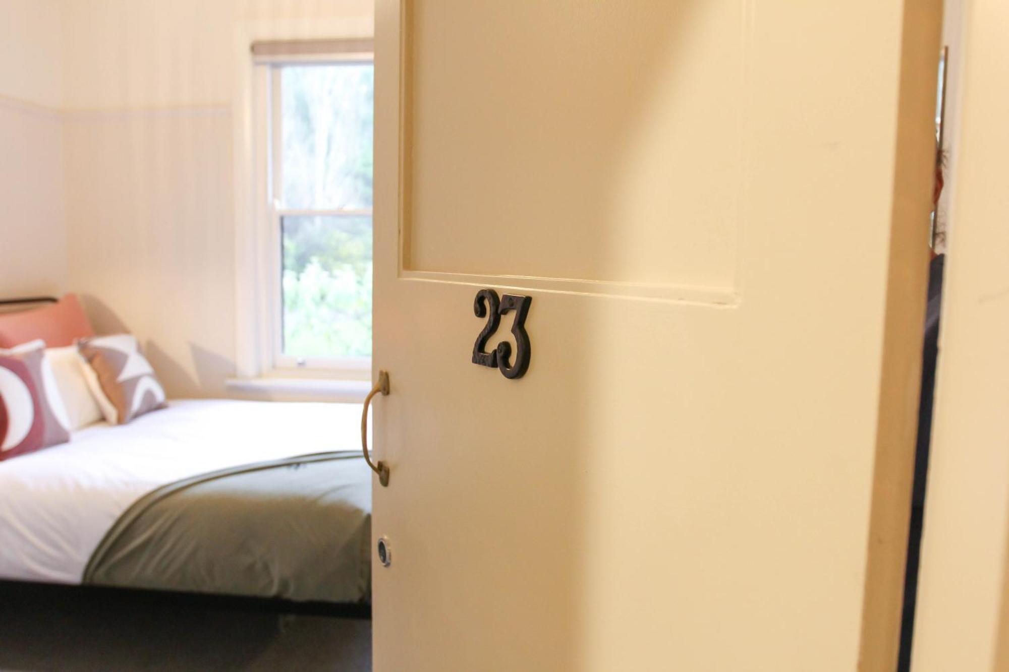 Alpine Hotel, Eat Drink Sleep Warburton Ngoại thất bức ảnh