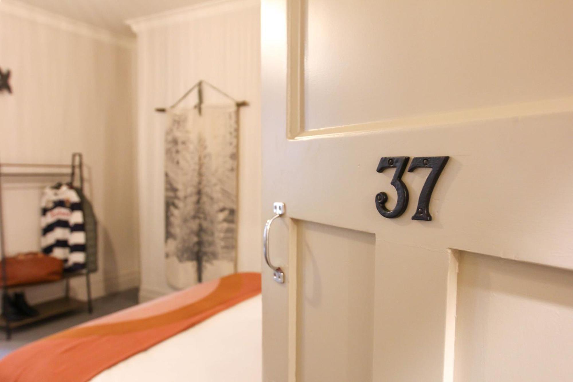 Alpine Hotel, Eat Drink Sleep Warburton Ngoại thất bức ảnh